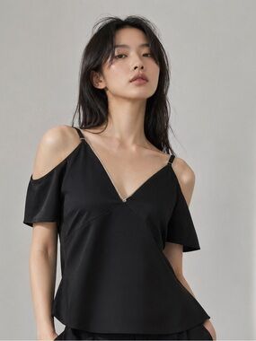Alexander Wang Black drop shoulder v-neck tank size 2